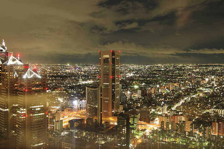 都庁から見た東京の夜景の商用利用可能なフリー写真素材