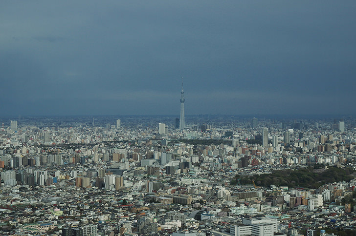 東京の街並み（池袋サンシャイン60）のフリー写真素材