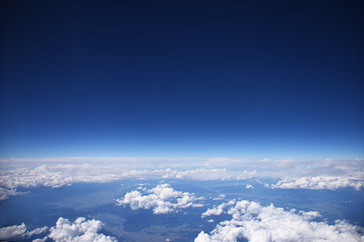 空撮（空・雲）の商用利用可能なフリー写真素材