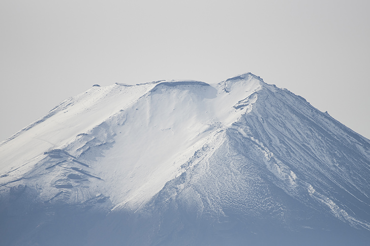 富士山頂のフリー写真素材