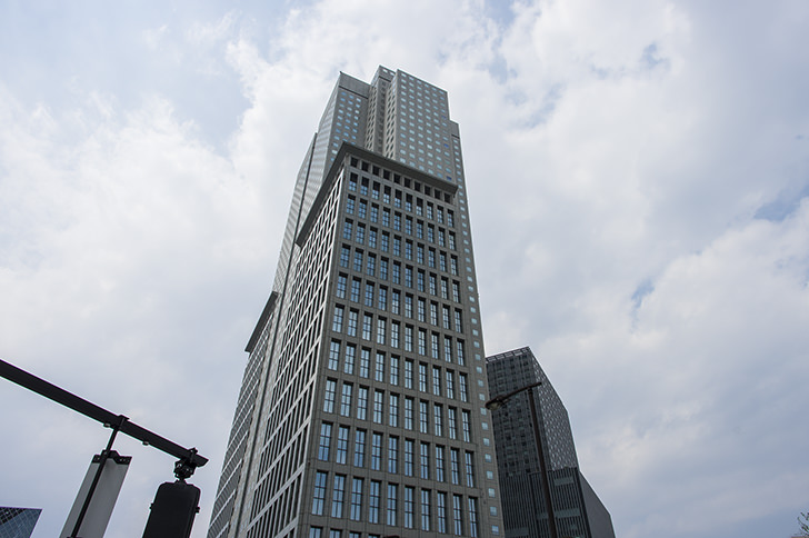 高層ビルのフリー写真素材