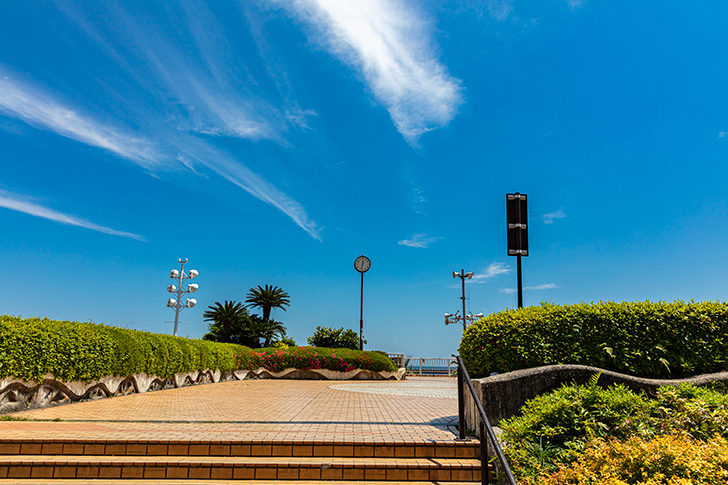 熱海 サンデッキ広場のフリー写真素材
