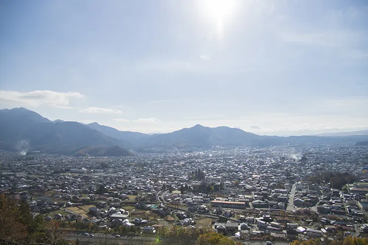 新倉山浅間公園から見た富士吉田市のフリー写真素材
