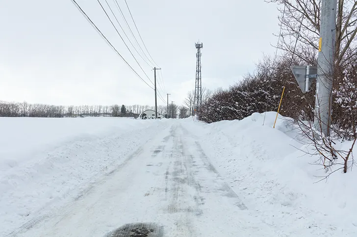 雪道のフリー写真素材