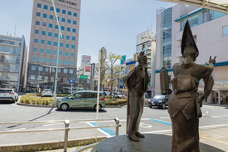 南越谷駅南口前のフリー写真素材