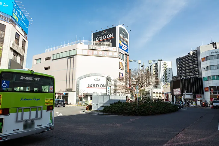 西川口駅東口周辺のフリー写真素材