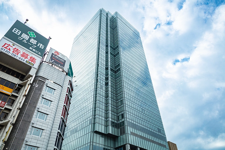 Free Shinjuku Miraina Tower Exit Area Photo Material