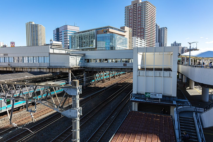 川口駅西口のフリー写真素材