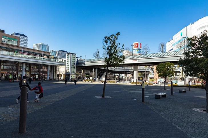 川口駅東口周辺のフリー写真素材