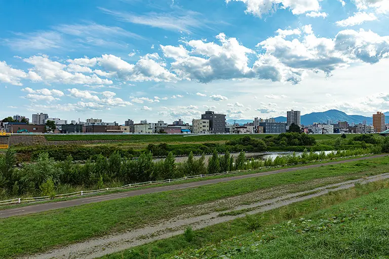 豊平川河川敷のフリー写真素材
