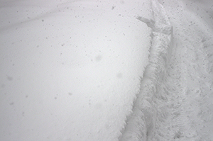雪道のフリー写真素材