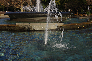 日比谷公園の噴水のフリー写真素材