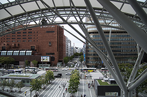 JR博多駅前のフリー写真素材