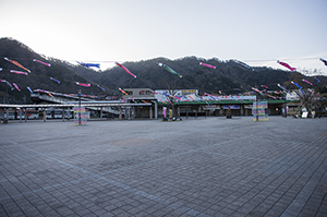 鬼怒川温泉駅前のフリー写真素材