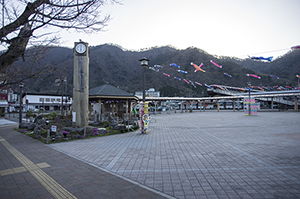 鬼怒川温泉駅前のフリー写真素材