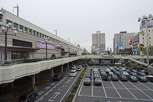 JR宇都宮駅前駐車場のフリー写真素材