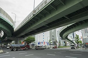 名古屋高速都心環状線付近の道路のフリー写真素材
